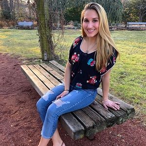 Meet your Posher, Brenna